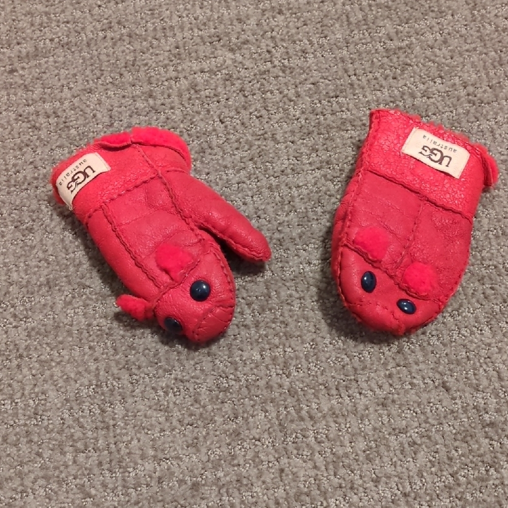 Ugg Sheepskin Toddler Mitts